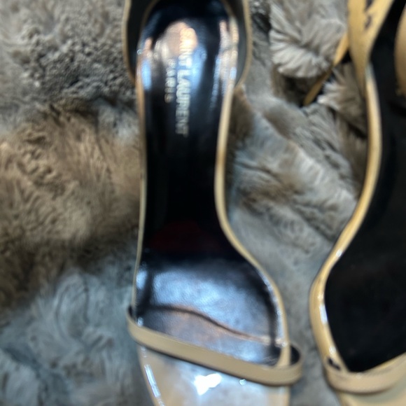 Elegant Cream High Heel YSL Sandals - Picture 3 of 9